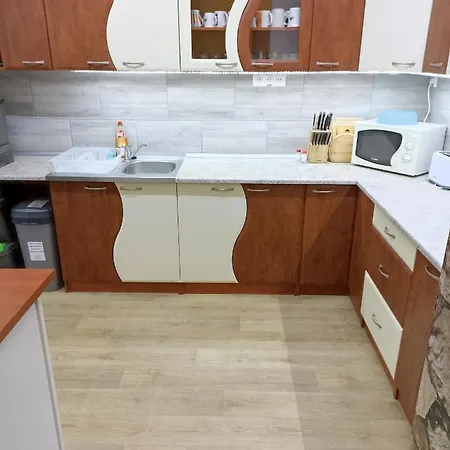 Abturist Penzión pre hostí Sturovo