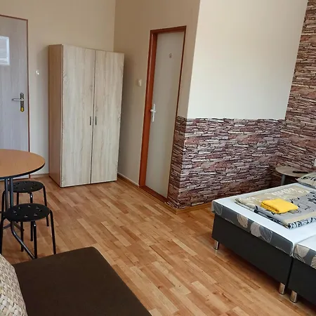 Πανσιόν Abturist Štúrovo